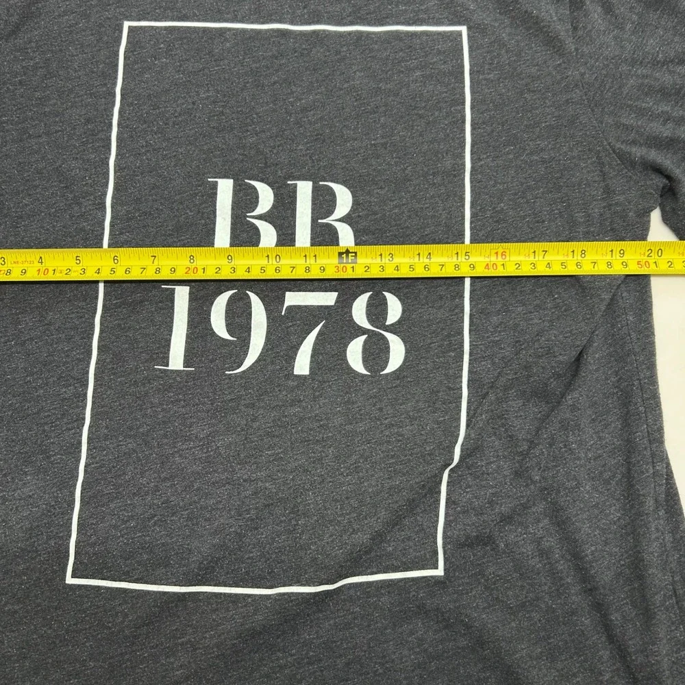 Banana Republic Mens BR 1978 Graphic T-Shirt Gray Heather Crew Neck Large 0449